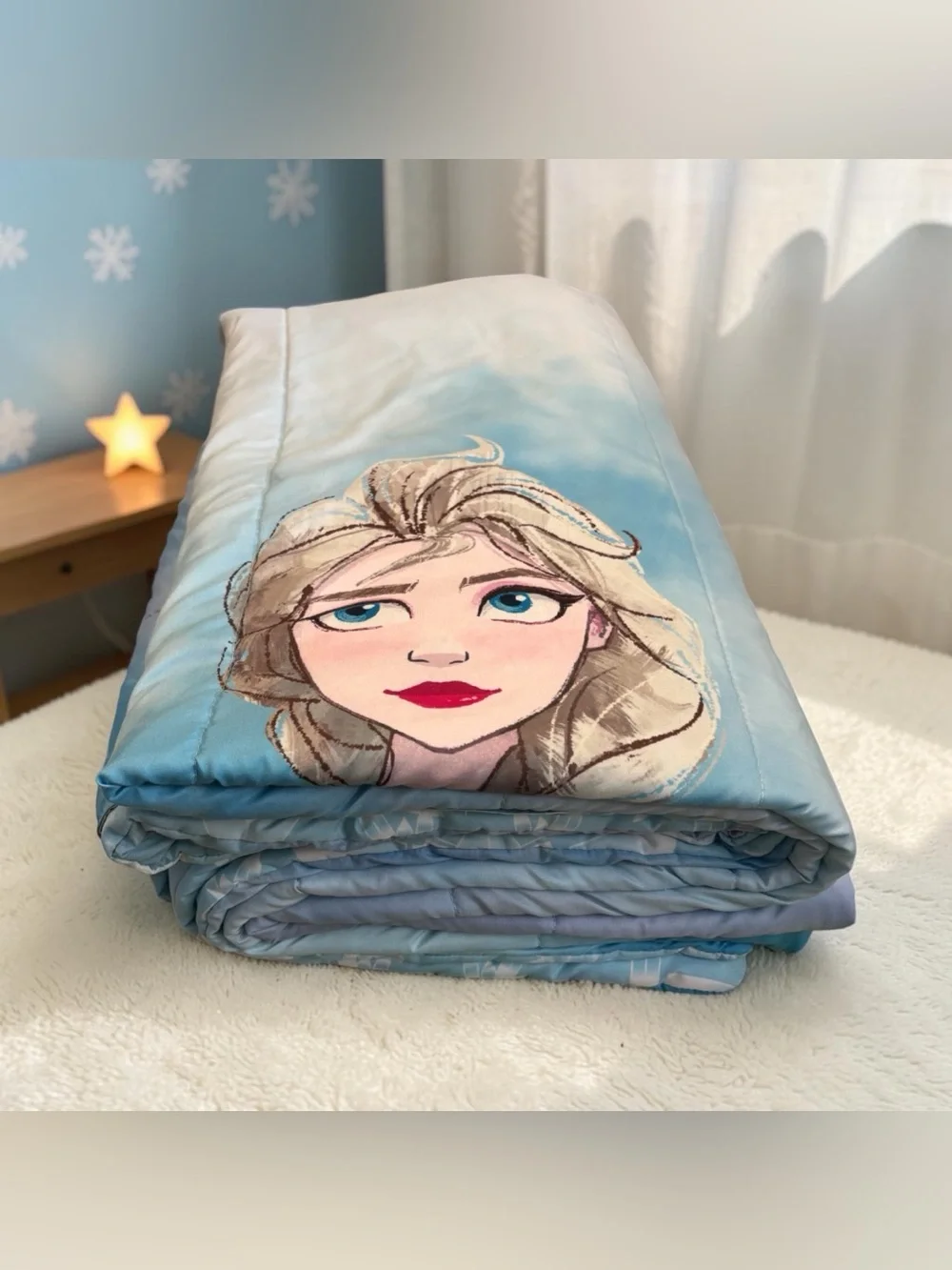 Disney Frozen 2 Comforter Queen Full Elsa Reversible Snowflake Pattern on Back
